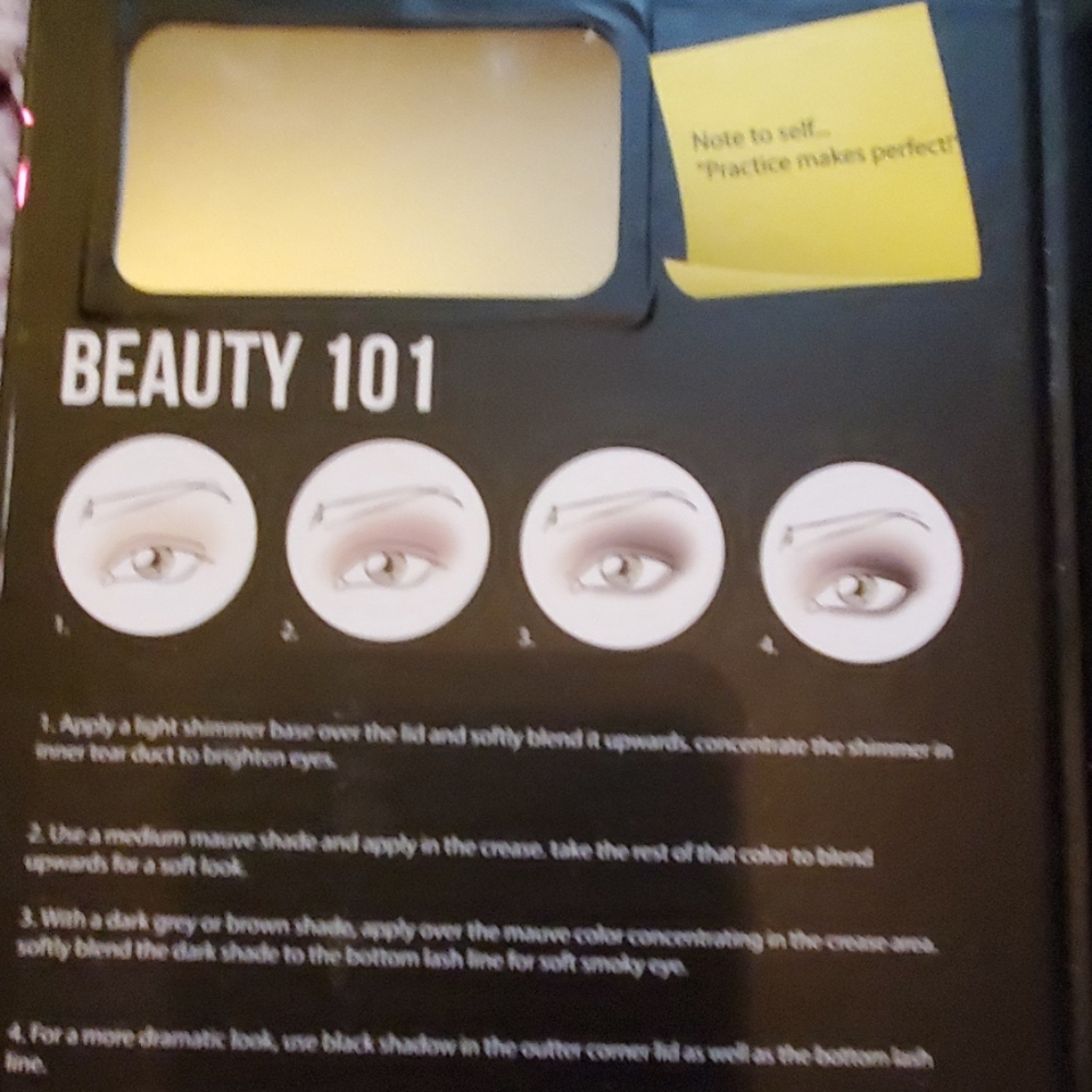 Cosmetics - Picture 4 of 8